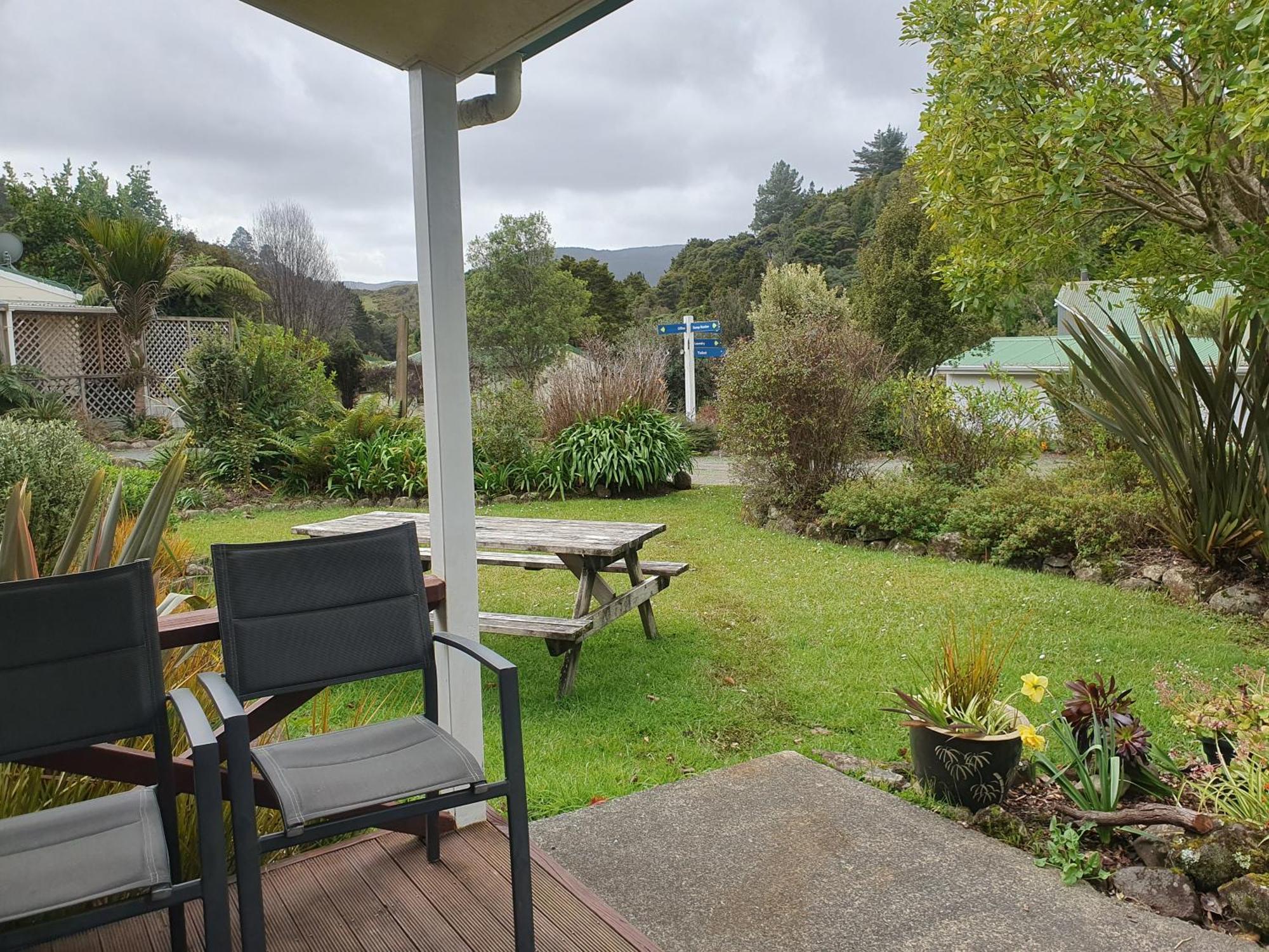 Kauri Coast Top 10 Holiday Park Kaihu Exteriér fotografie